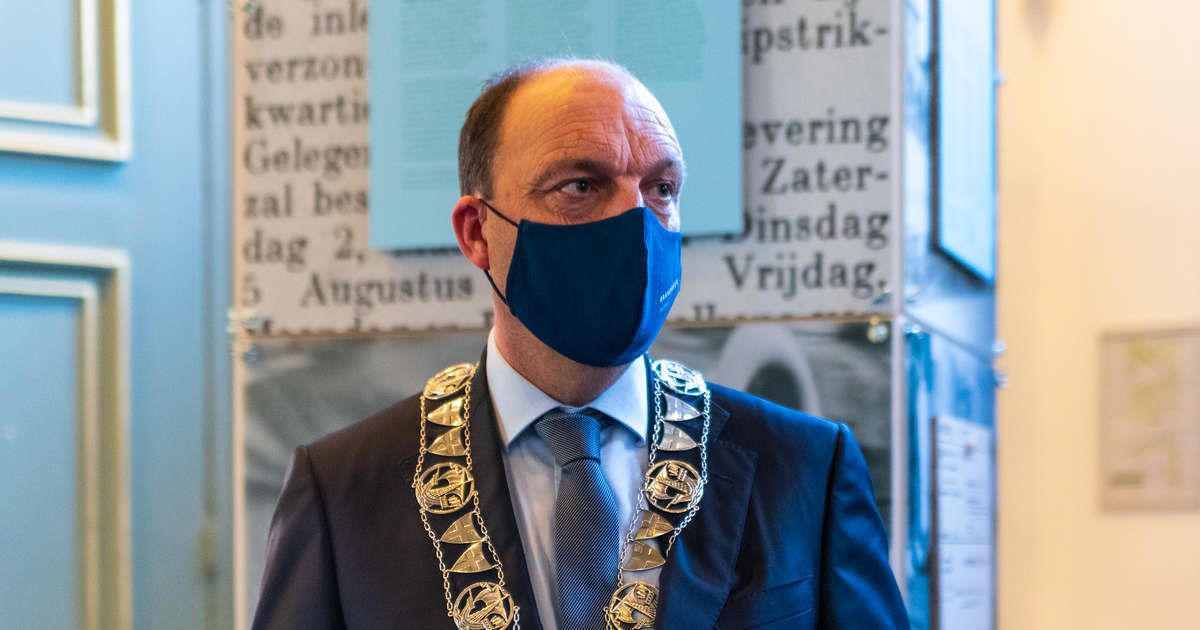 Zwolse burgemeester Van Walsum liet zich de mond niet snoeren - 1Zwolle