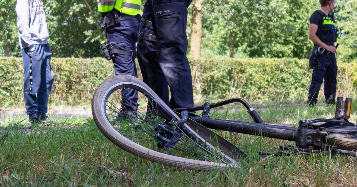 Botsing op fietspad in Aa-landen, fietser met spoed naar ziekenhuis