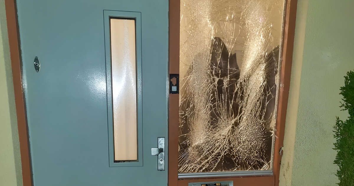 Vuurwerkbom richt ravage aan bij woning in Aa-landen