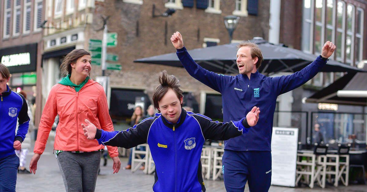 In beeld: Helden van Halve Marathon Zwolle verkennen parcours