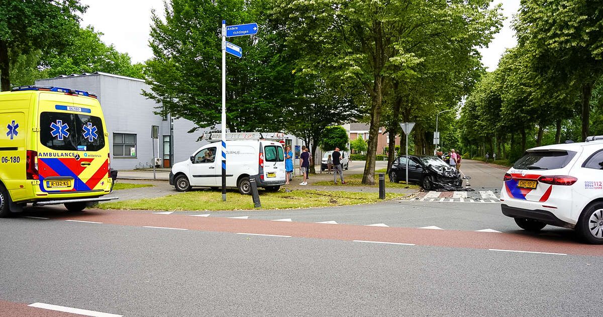 Twee Zwollenaren aangehouden na ravage bij botsing in Wezep