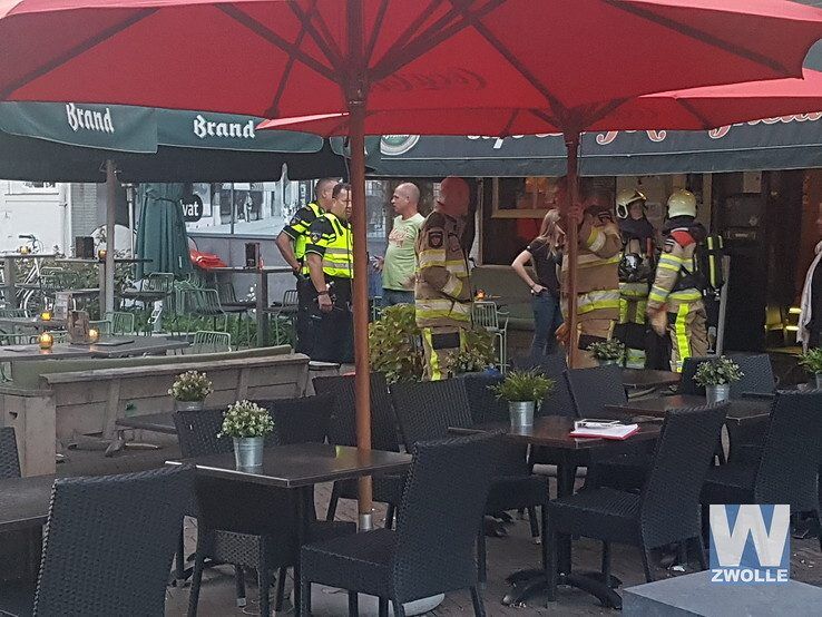 Brand horecagelegenheid Gasthuisplein Zwolle - Foto: Arjen van der Zee