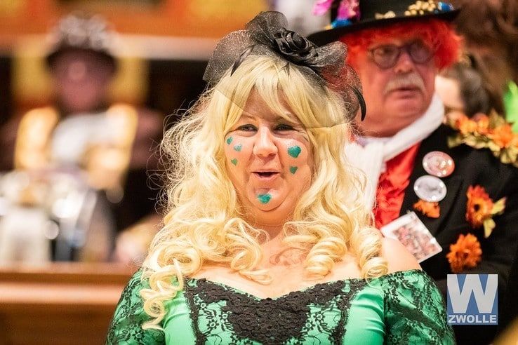 Carnavalsmis in Onze Lieve Vrouwe Basiliek - Foto: Henrico van der Dussen