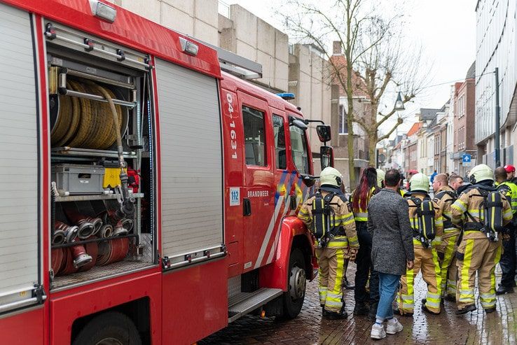 Bewoner dreigt woning in brand te steken in binnenstad - Foto: Peter Denekamp