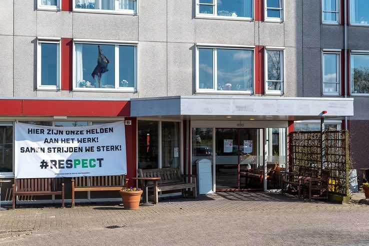 Zwolle bedankt zorgmedewerkers en hulpverleners - Foto: Peter Denekamp