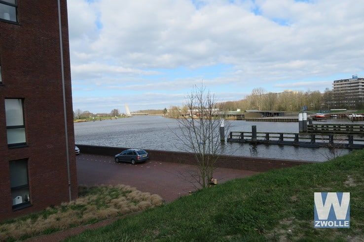 Zwartewater: ‘blauwe lijn’ door Zwolle - Foto: Loes la Faille