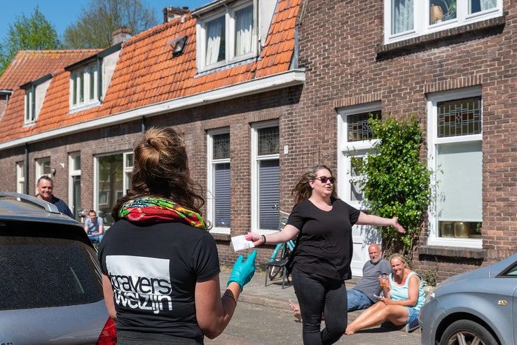 Ouderwets bingo spelen in Zeeheldenbuurt - Foto: Peter Denekamp