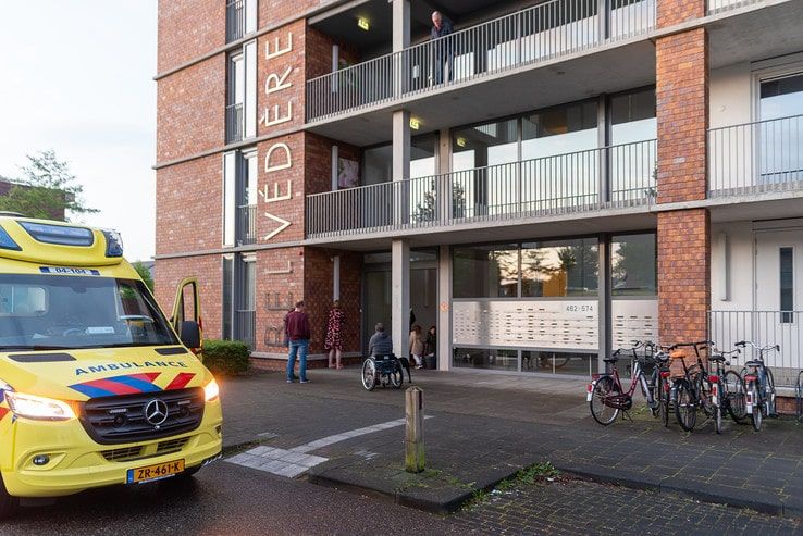 Dode bij woningbrand in Stadshagen - Foto: Peter Denekamp