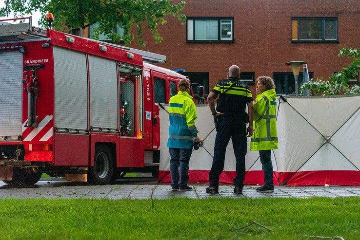 Noodweer eist leven van fietsster in Stadshagen - Foto: Peter Denekamp