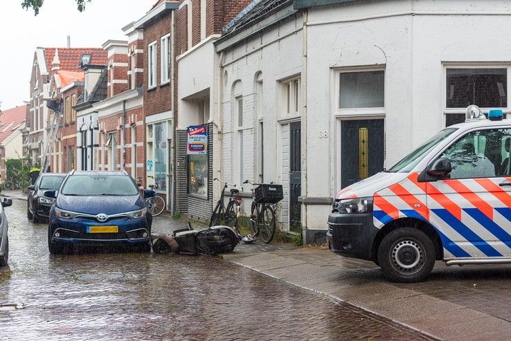 Doorrijder aangehouden na ongeval in Assendorp - Foto: Peter Denekamp