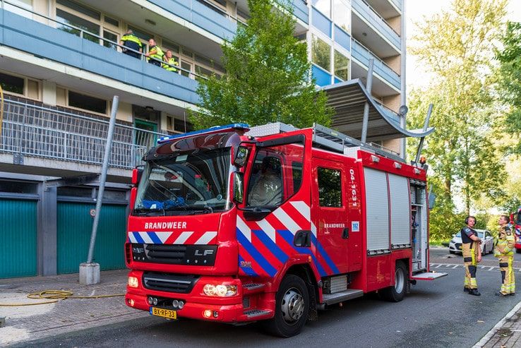 Keukenbrand in Holtenbroek snel onder controle - Foto: Peter Denekamp