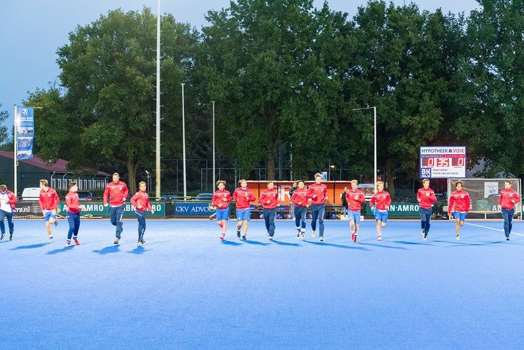 Hockeyclub Zwolle bezegelt lot Hattem in bekerstrijd - Foto: Peter Denekamp