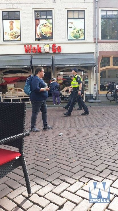 Veel politie op de been in Zwolse binnenstad - Foto: Ingezonden foto
