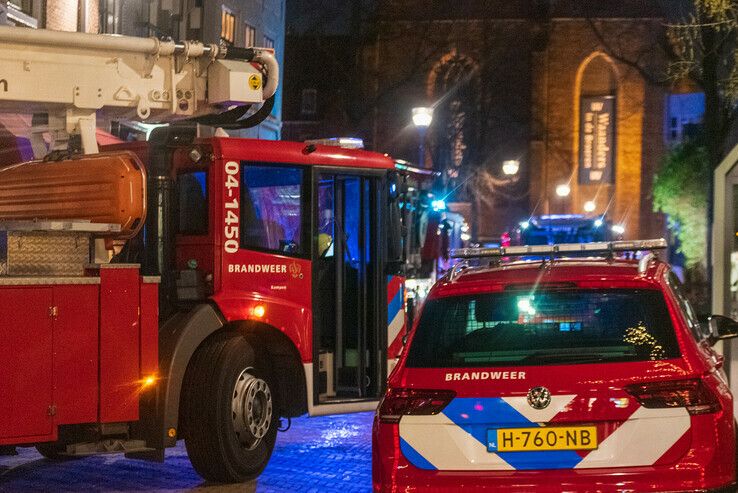 Brand pand binnenstad Zwolle - Foto: Peter Denekamp