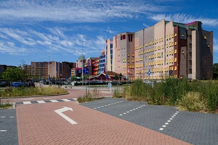 Dalende trend Covid-patiënten in Isala Zwolle maar veel inhaalzorg - Foto: Peter Denekamp