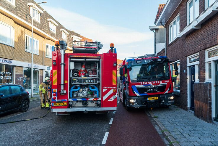 Schuurtje in brand in Assendorp - Foto: Peter Denekamp