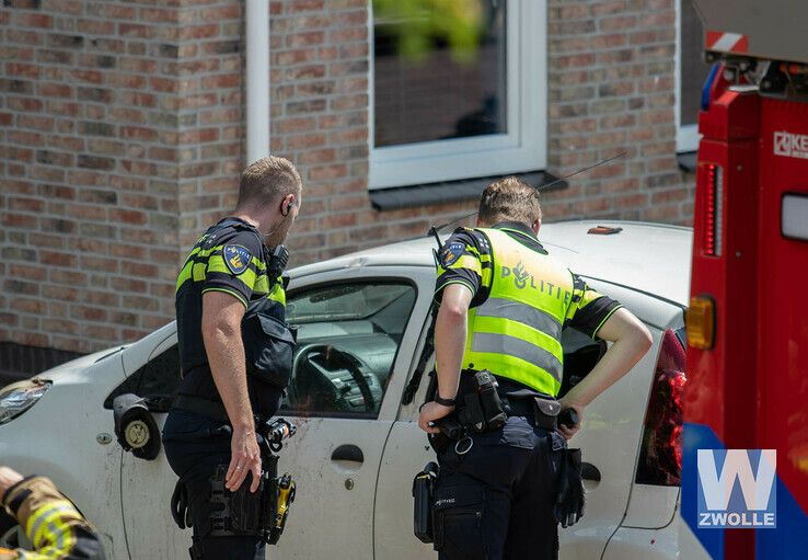 Woningbrand Van Eedenstraat Stadshagen - Foto: Arjen van der Zee