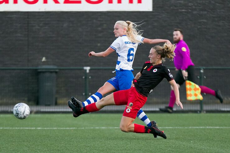 Zege PEC Zwolle Vrouwen - Foto: Hans Smit