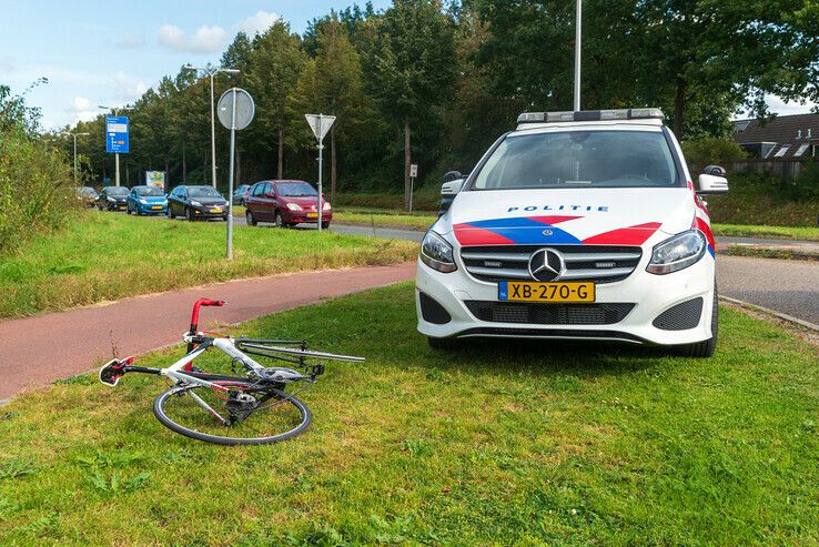 Fietser gewond na aanrijding in Zwolle-Zuid - Foto: Peter Denekamp