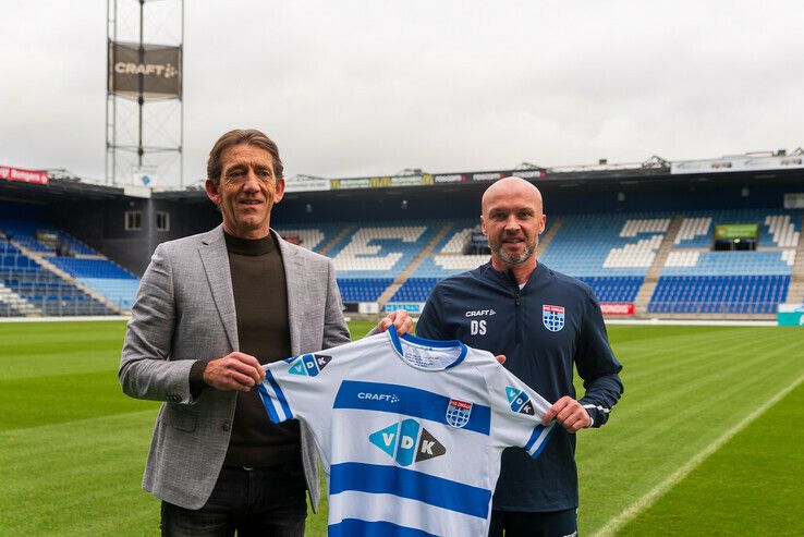 Dick Schreuder is de nieuwe trainer van PEC Zwolle - Foto: Peter Denekamp