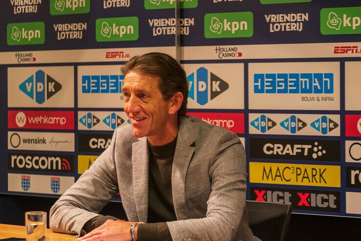 Dick Schreuder is de nieuwe trainer van PEC Zwolle - Foto: Peter Denekamp