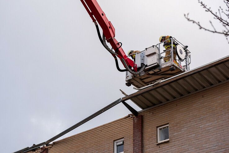 Storm Eunice richt ravage aan in Zwolle-Zuid - Foto: Peter Denekamp