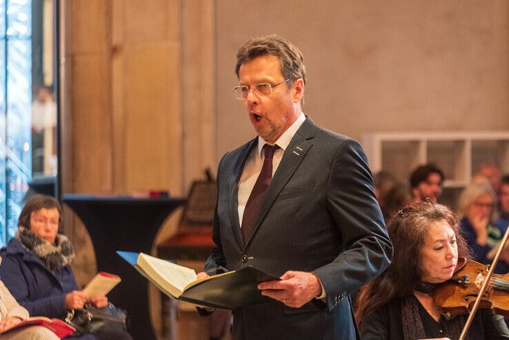 Matthäus-Passion in Grote Kerk: “Je moet niet luisteren maar het voelen en ondergaan” - Foto: Peter Denekamp