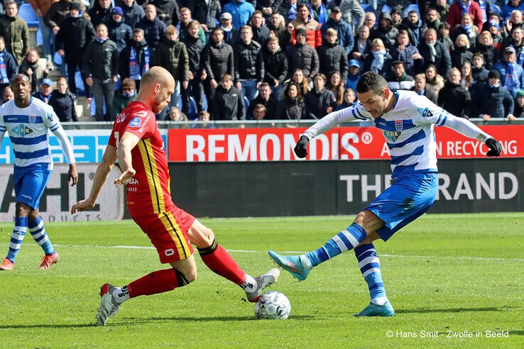 PEC Zwolle verliest derby in slotfase