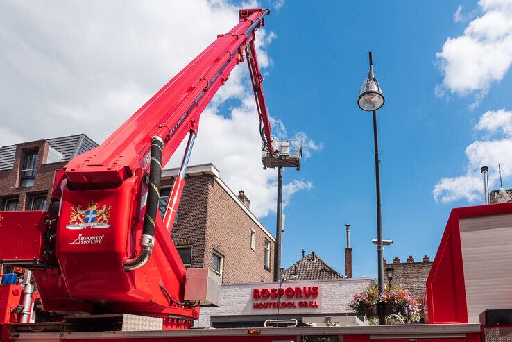 Brand in restaurant in hartje Zwolle snel geblust - Foto: Peter Denekamp