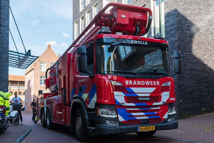 Brandweer Zwolle neemt nieuwe hoogwerker in gebruik - Foto: Peter Denekamp