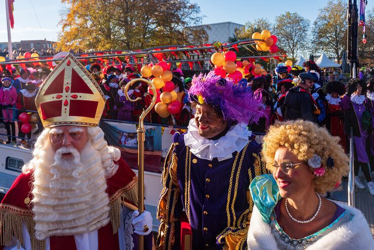 Zwolle heb je het al vernomen? Sinterklaas is aangekomen! - Foto: Peter Denekamp