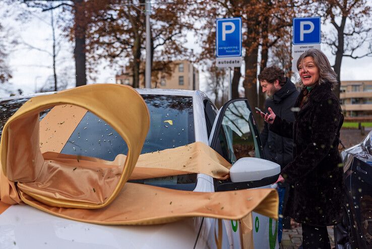 2500e Greenwheels deelauto in gebruik genomen in Zwolle-Zuid - Foto: Peter Denekamp