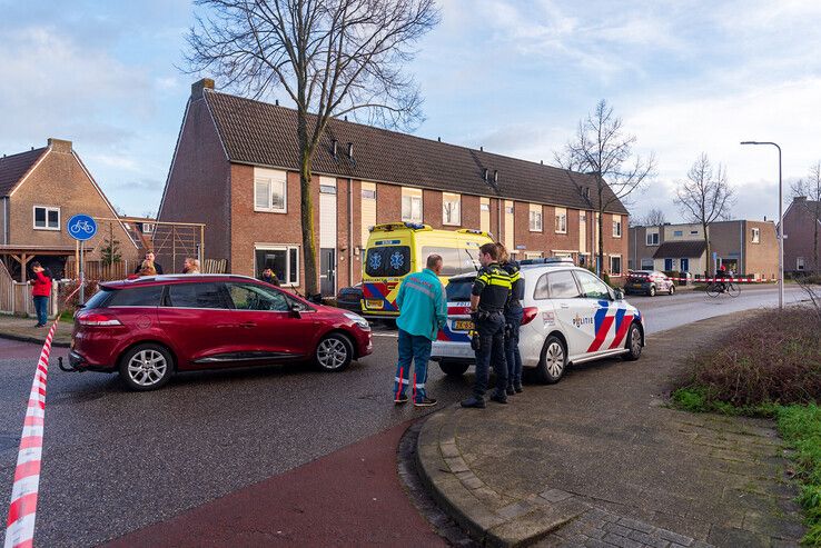 Fietser gewond na ongeval in Zwolle-Zuid - Foto: Peter Denekamp