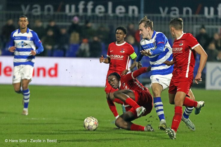 PEC Zwolle doet goede zaken met nieuwe driepunter