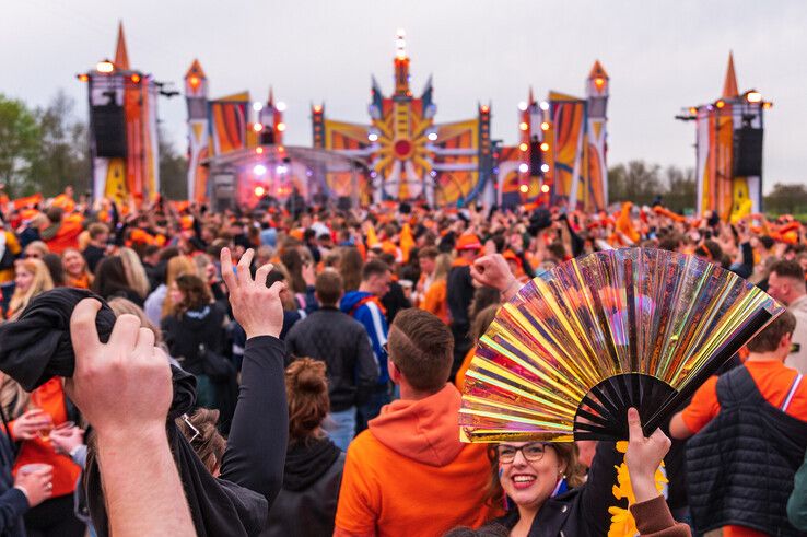 In beeld: 35.000 dance-liefhebbers bouwen feestje tijdens Kingdance in Zwolle - Foto: Peter Denekamp