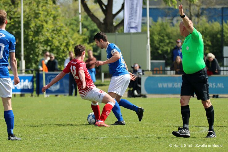 Focus op Amateurvoetbal: WVF ziet voorsprong tegen Hierden in slotfase verdampen - Foto: Hans Smit