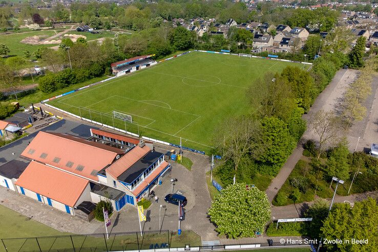 Sportpark De Weide Steen, de thuisbasis van WVF aan de Stinsweg in Westenholte. - Foto: Hans Smit