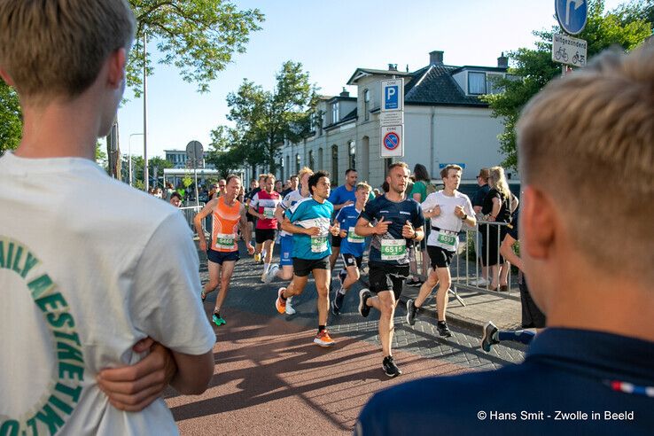In beeld: Nog even nagenieten van een tropische Halve Marathon - Foto: Hans Smit