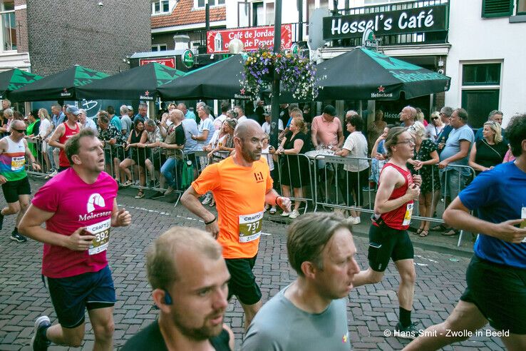 In beeld: Nog even nagenieten van een tropische Halve Marathon - Foto: Hans Smit