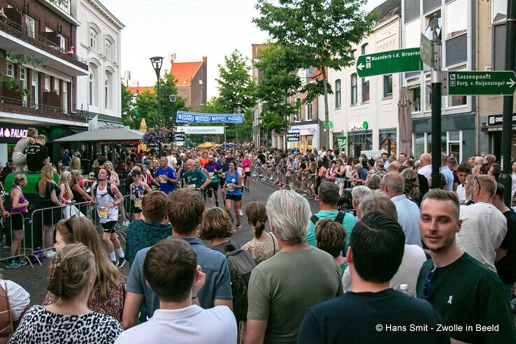 In beeld: Nog even nagenieten van een tropische Halve Marathon - Foto: Hans Smit