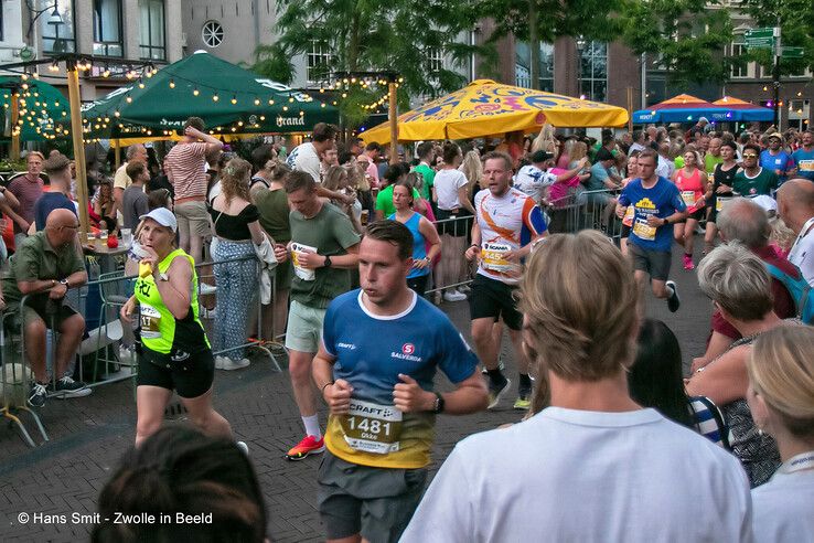 In beeld: Nog even nagenieten van een tropische Halve Marathon - Foto: Hans Smit