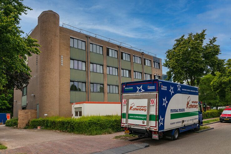  In juni opent aan de Meeuwenlaan een opvanglocatie voor 300 asielzoekers en statushouders. - Foto: Peter Denekamp