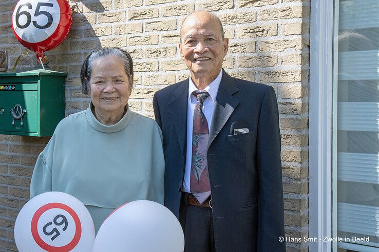 Tuoi (85) en Khue (82) Pham zijn 65 jaar getrouwd. - Foto: Hans Smit