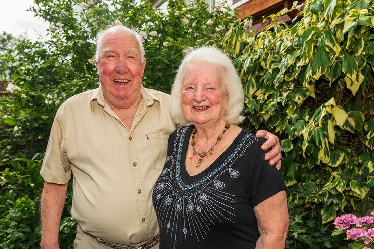 Evert en Willy Willems zijn vandaag zestig jaar getrouwd.  - Foto: Peter Denekamp