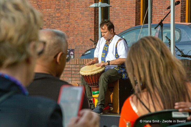 In beeld: Zwolle herdenkt voor de vierde keer afschaffing slavernij tijdens Keti Koti - Foto: Hans Smit