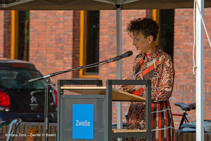 In beeld: Zwolle herdenkt voor de vierde keer afschaffing slavernij tijdens Keti Koti - Foto: Hans Smit