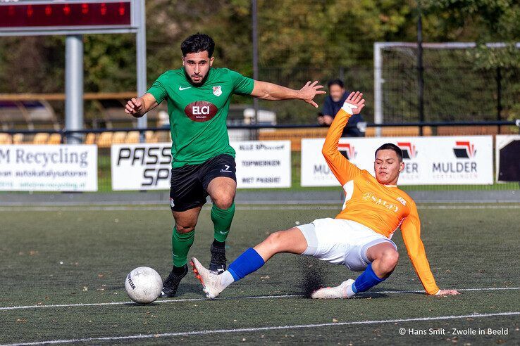 Focus op amateurvoetbal: Ulu Spor verslaat CSV ’28 in stadsderby - Foto: Hans Smit