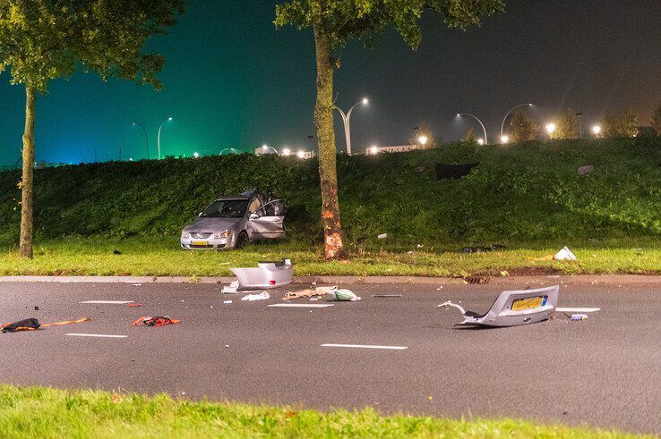Een 26-jarige automobilist uit Kampen is om het leven gekomen op de Hasselterweg. - Foto: Peter Denekamp