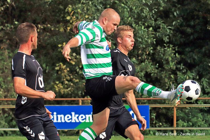 Focus op amateurvoetbal: Zwolsche Boys – Swift ’64 eindigt in remise - Foto: Hans Smit