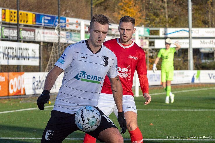 Focus op amateurvoetbal: Berkum verliest nipt van koploper Excelsior ’31 - Foto: Hans Smit